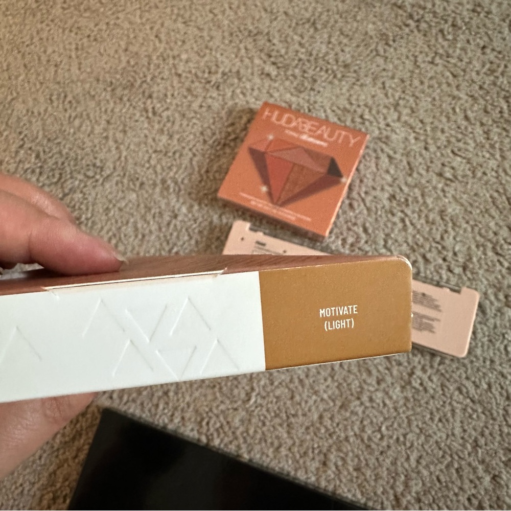 Makeup bundle - Picture 3 of 4